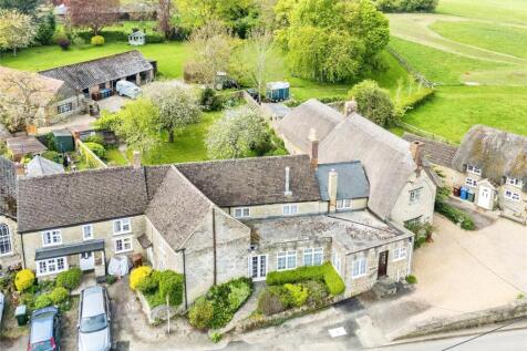 5 bedroom house for sale