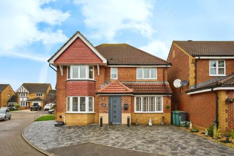 5 bedroom detached house for sale