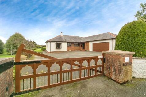 4 bedroom bungalow for sale