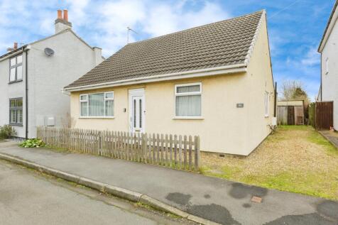 2 bedroom detached house for sale