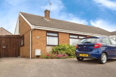 2 bedroom bungalow for sale