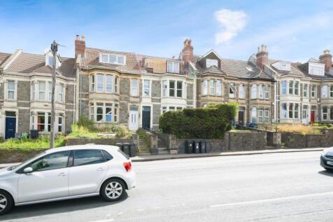 Studio flat for sale