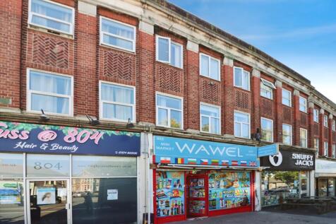 Terraced house for sale