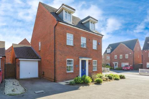 5 bedroom detached house for sale