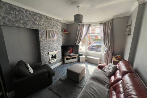Stafford Avenue, Melton Mowbray, LE13 2 bed end of terrace house for sale
