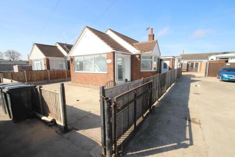 4 bedroom detached bungalow for sale