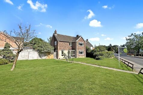 Meadway, Gosfield, Halstead, CO9 4 bed detached house for sale