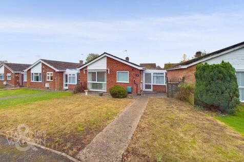 Waterloo Avenue, Roydon, Diss 3 bed detached bungalow for sale