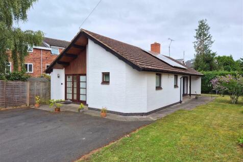 2 bedroom detached bungalow for sale