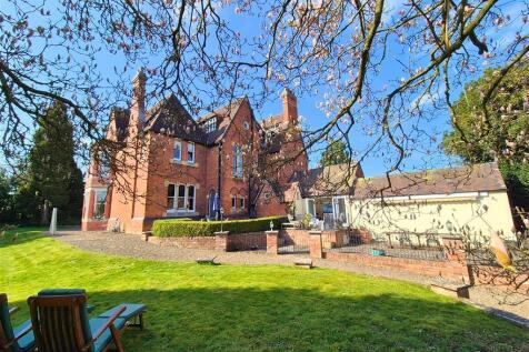 Hereford Road, Leominster... 5 bed detached house for sale