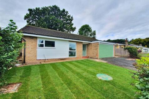 Croft Crescent, Yarpole, Leominster... 3 bed detached bungalow for sale