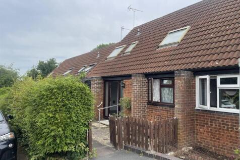 Langcliffe Drive, Heelands, Milton... 3 bed semi