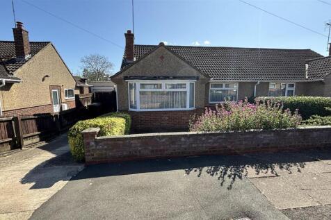 Spinney Hill Crescent, Northampton 2 bed semi