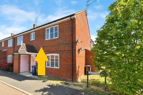 Violet Way, Yaxley, PE7 2 bed maisonette for sale