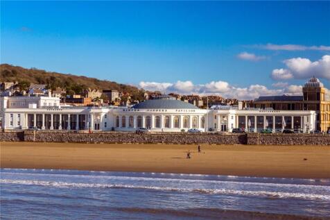 Clifton Road, Somerset BS23 3 bed apartment for sale