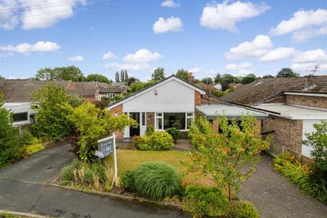2 bedroom detached bungalow for sale