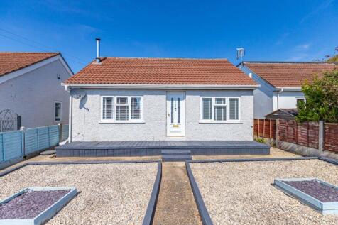 Columbia Road, Bournemouth, Dorset... 2 bed bungalow for sale