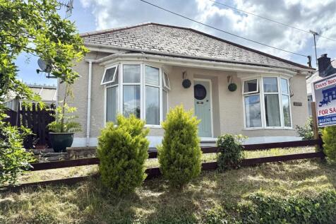 3 bedroom detached bungalow for sale