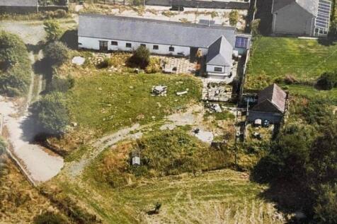 Pencader SA39 4 bed barn conversion for sale