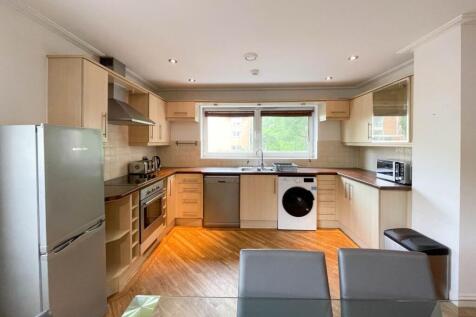 Heol Tredwen, Cardiff CF10 2 bed apartment for sale