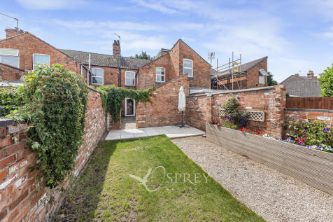 Saxby Road, Melton Mowbray LE13 3 bed terraced house for sale