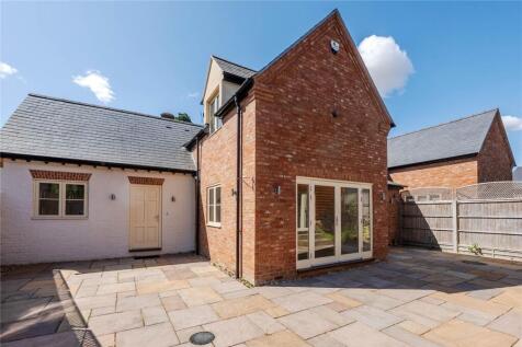 Stoke Road, Bucks MK17 4 bed barn conversion for sale
