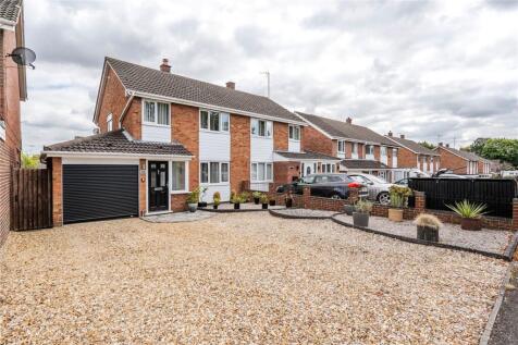 Whaddon Way, Milton Keynes MK3 3 bed semi