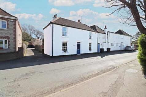 4 bedroom end of terrace house for sale
