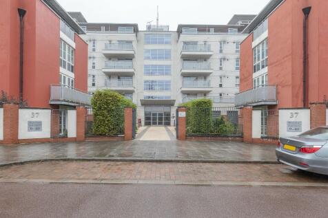 Watkin Road, Leicester LE2 2 bed flat for sale