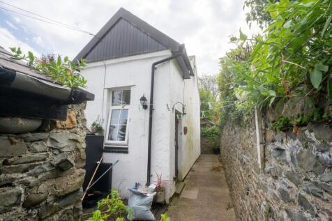 Glanyrafon Road, Penmaenmawr LL34 2 bed end of terrace house for sale