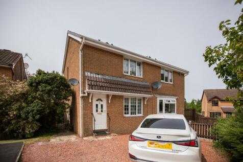2 bedroom semi-detached house for sale