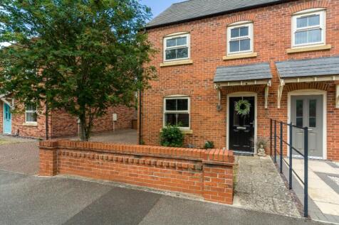 Abbottsford Way, Lincoln LN6 3 bed semi
