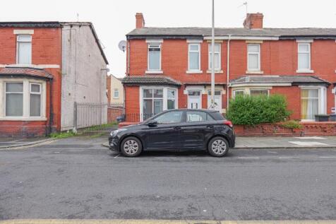 Portland Road, Blackpool FY1 2 bed end of terrace house for sale