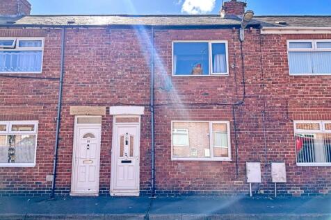 West Street, Chester Le Street DH2 2 bed terraced house for sale