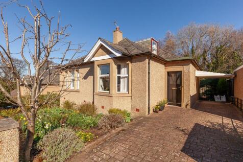 4 Hailes Avenue, Edinburgh, EH13 0NA 3 bed detached bungalow for sale
