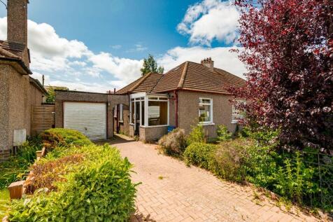 2 bedroom semi-detached bungalow for sale