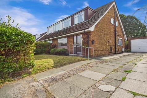 2 bedroom bungalow for sale