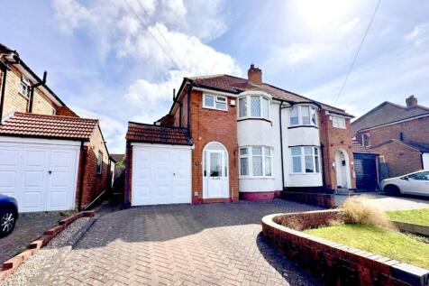 Charingworth Road, Solihull, West... 3 bed semi