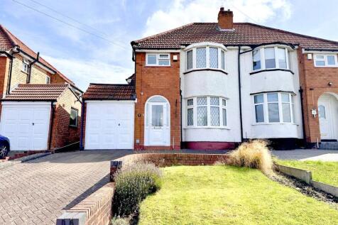 Charingworth Road, Solihull, West... 3 bed semi