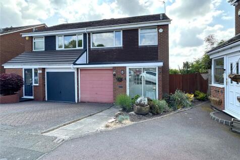 Spinney Drive, Cheswick Green... 3 bed semi