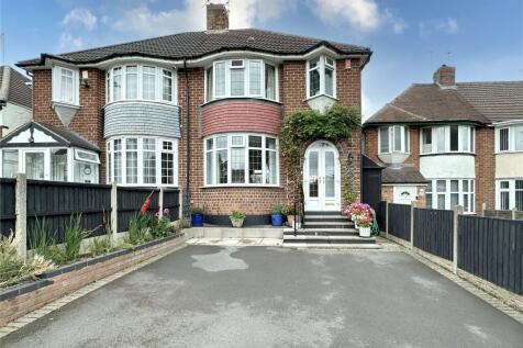 Barrows Lane, Yardley, Birmingham, B26 3 bed semi