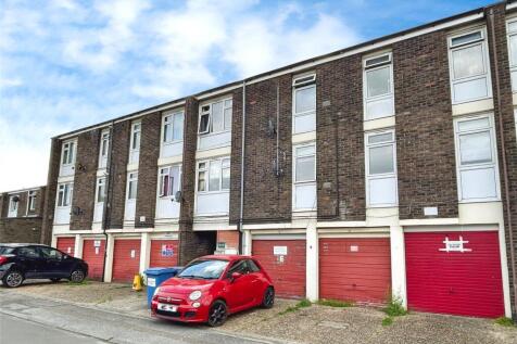 Peterswood, Harlow, Essex 1 bed apartment for sale