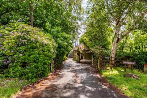College Lane, East Grinstead 3 bed detached house for sale