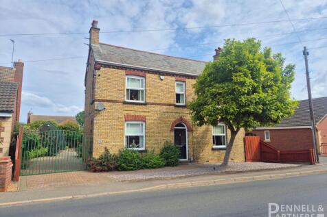 3 bedroom detached house for sale