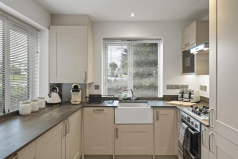 Henver Road, Newquay, TR7 2 bed apartment for sale