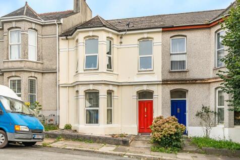 2 bedroom maisonette for sale