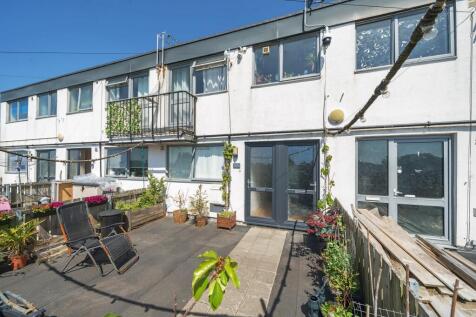 Southway Drive, Plymouth PL6 1 bed flat for sale