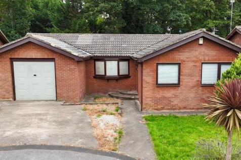 3 bedroom detached bungalow for sale