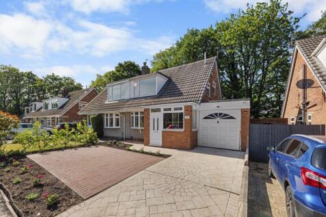 3 bedroom semi-detached house for sale