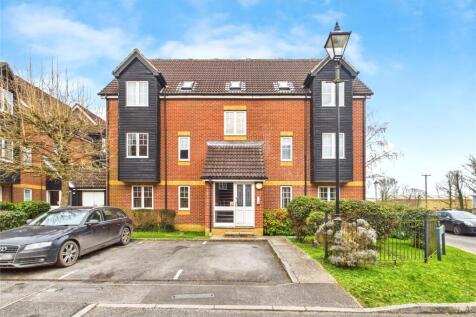 Gould Close, Newbury, Berkshire, RG14 2 bed apartment for sale